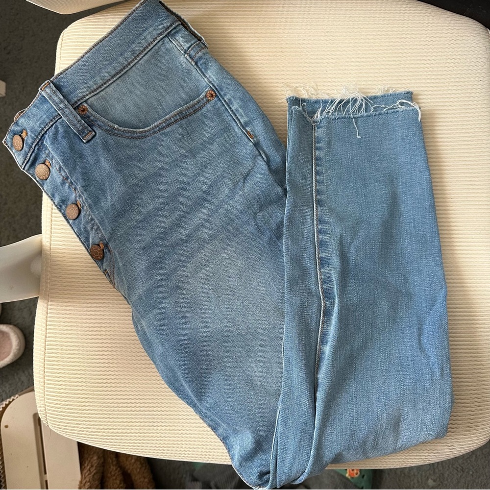 J Crew 9" mid-rise skinny jean